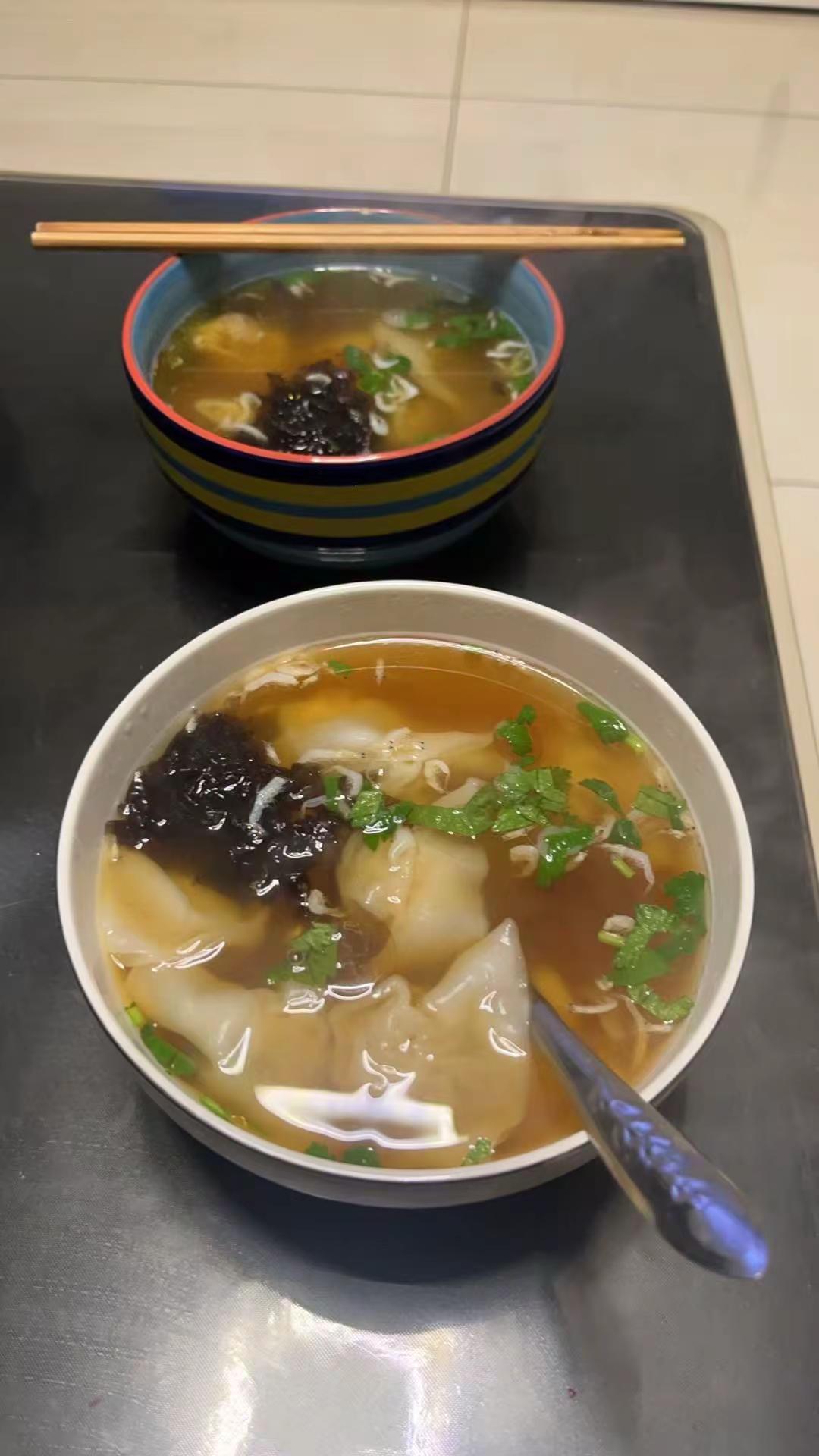 那个曾经嫌俺丑，没娶到俺的人如今你后悔了吗