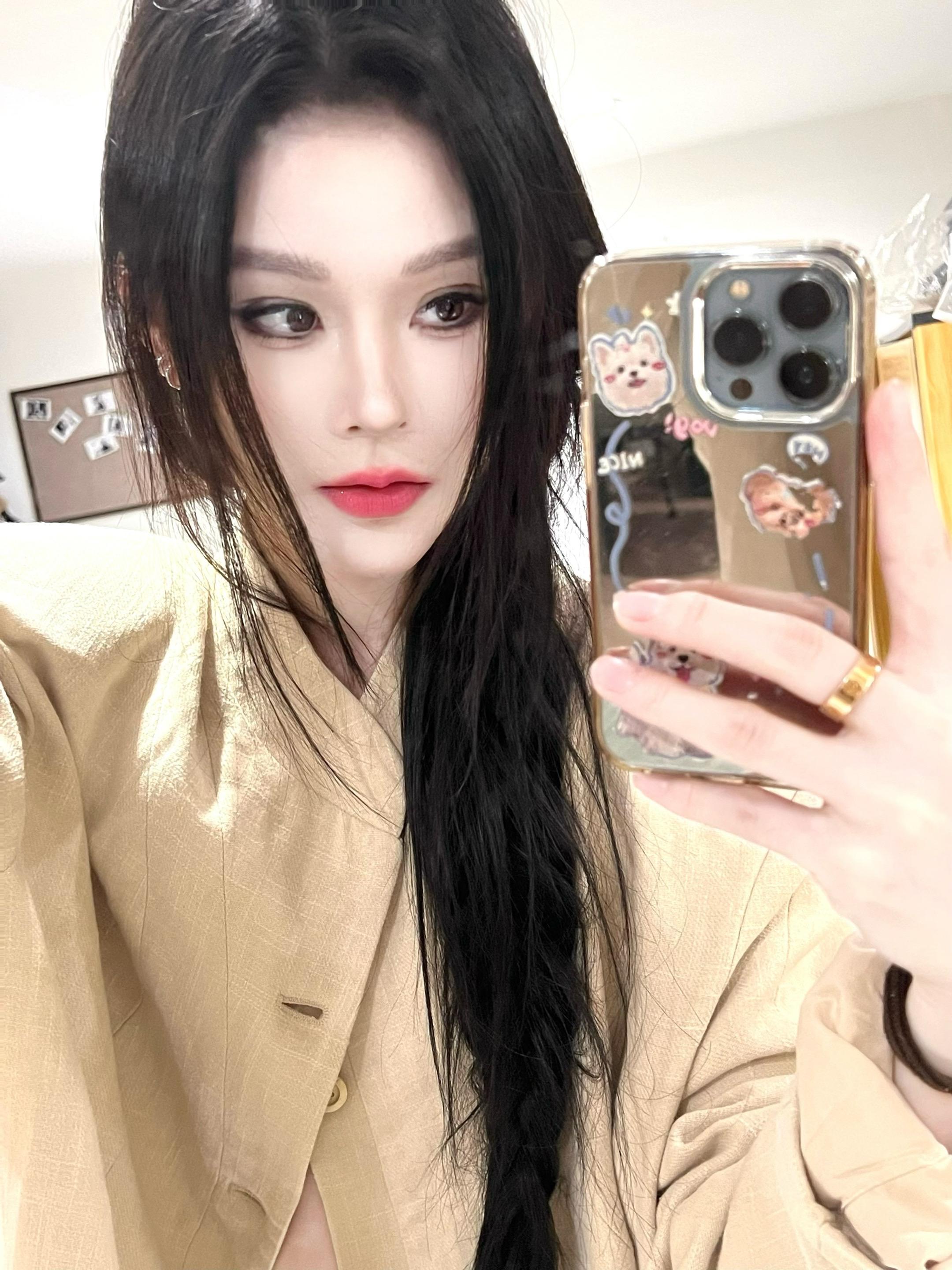 祝你美丽 有话语权 更有随时掀桌子的底气和能力