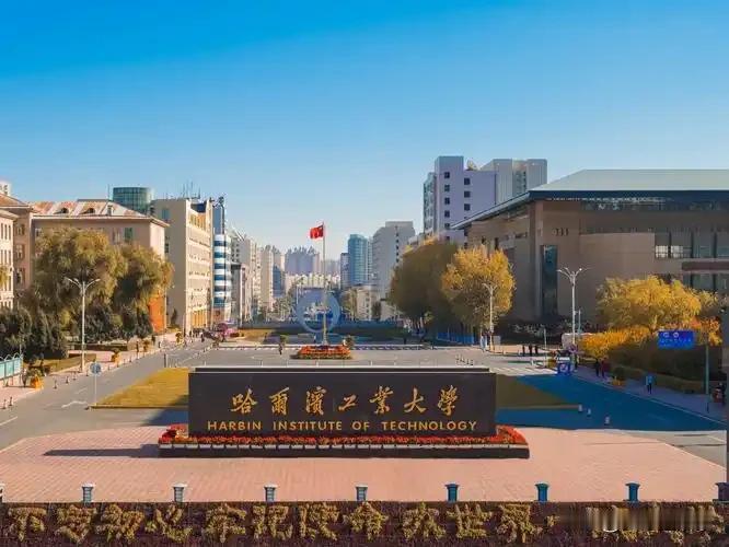 经费预算看懂顶尖大学差距，国防院校红利拉满。
 
2026年34所高校总预算超百
