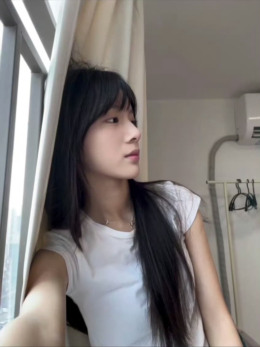 李思潼很有欧巴美 