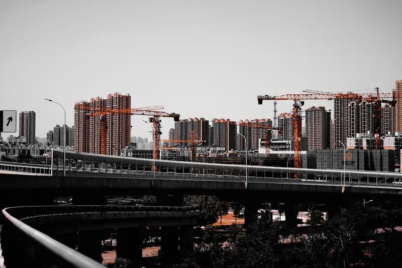 老铁们，今天不吹牛了，说点扎心的。3月31号，我在2.93的位置补了一笔中国能建