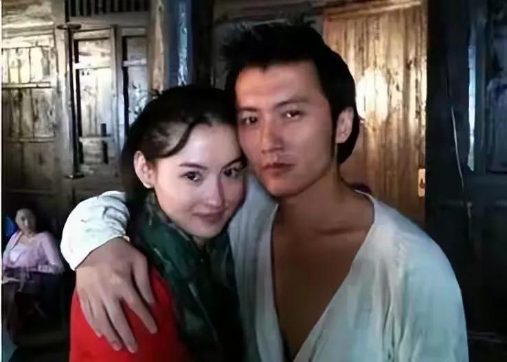 你以为张柏芝婚变是因为王菲？大错特错！王晶终于坦白，背后真相令人震惊！
 
家人