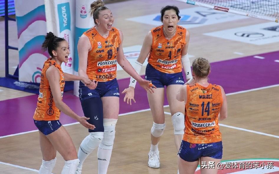 三个人谁进攻端更有威力一直在动态变化的，但一传保障环节始终是朱婷比另外的两位队友