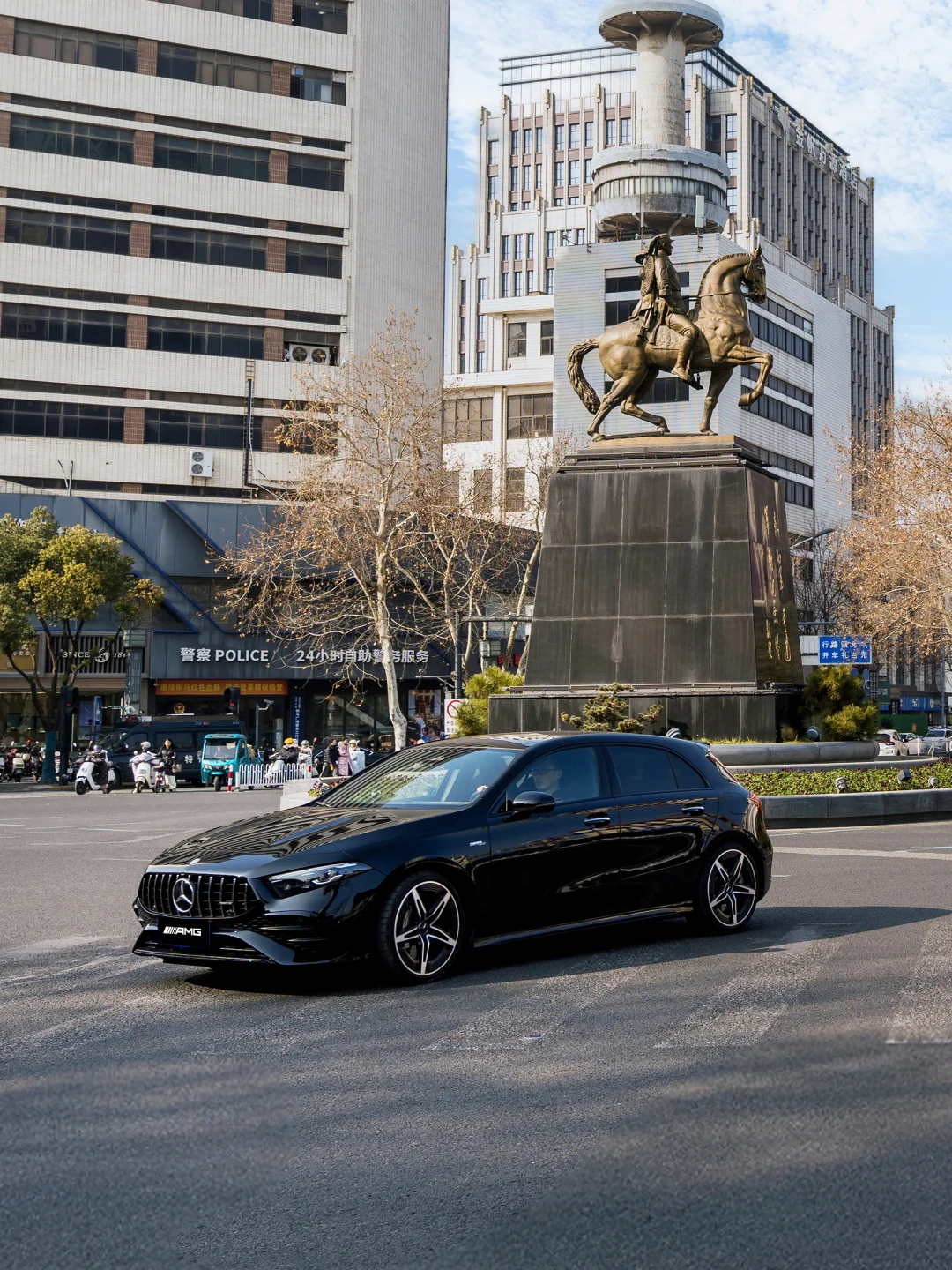 新年驾驭新章，与AMG共赴澎湃新程