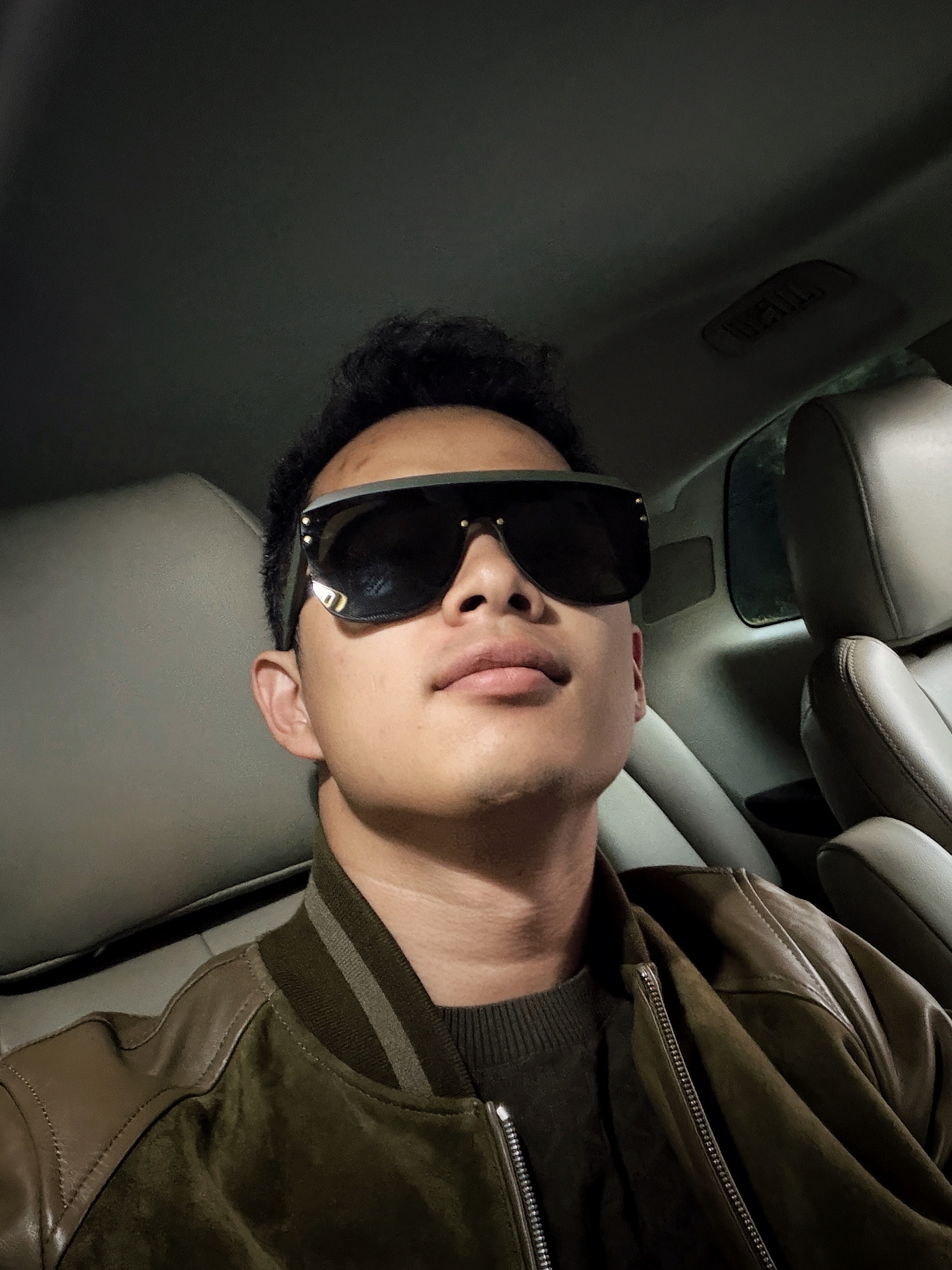 出门工作了，争做周末起床最早的鸟🦜 欣哲频道冠军之路  ​​​
