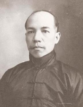 1900年，梁启超写下《中国积弱溯源论》，痛陈国人六大弊病。百余年后，有人翻出此