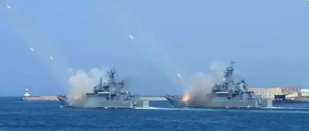 时间定了！解放军台海实弹射击，这信号太硬核
22日，海事局发布了一份航行警告，7