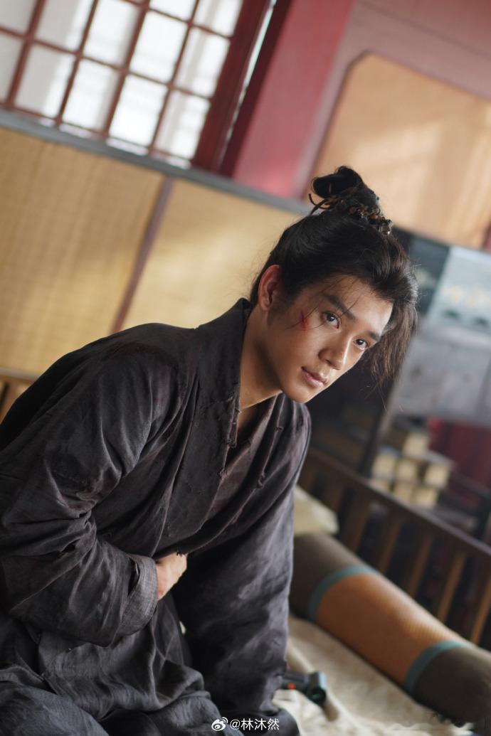 林沐然莫离今天也是挨打的一天林沐然专属挨打定律 林沐然莫离今天也是挨打的一天，专