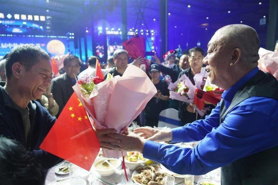 【崔培军称不关心员工谈不上企业管理】河南一企业推行20余年不打卡不考勤模式7月2