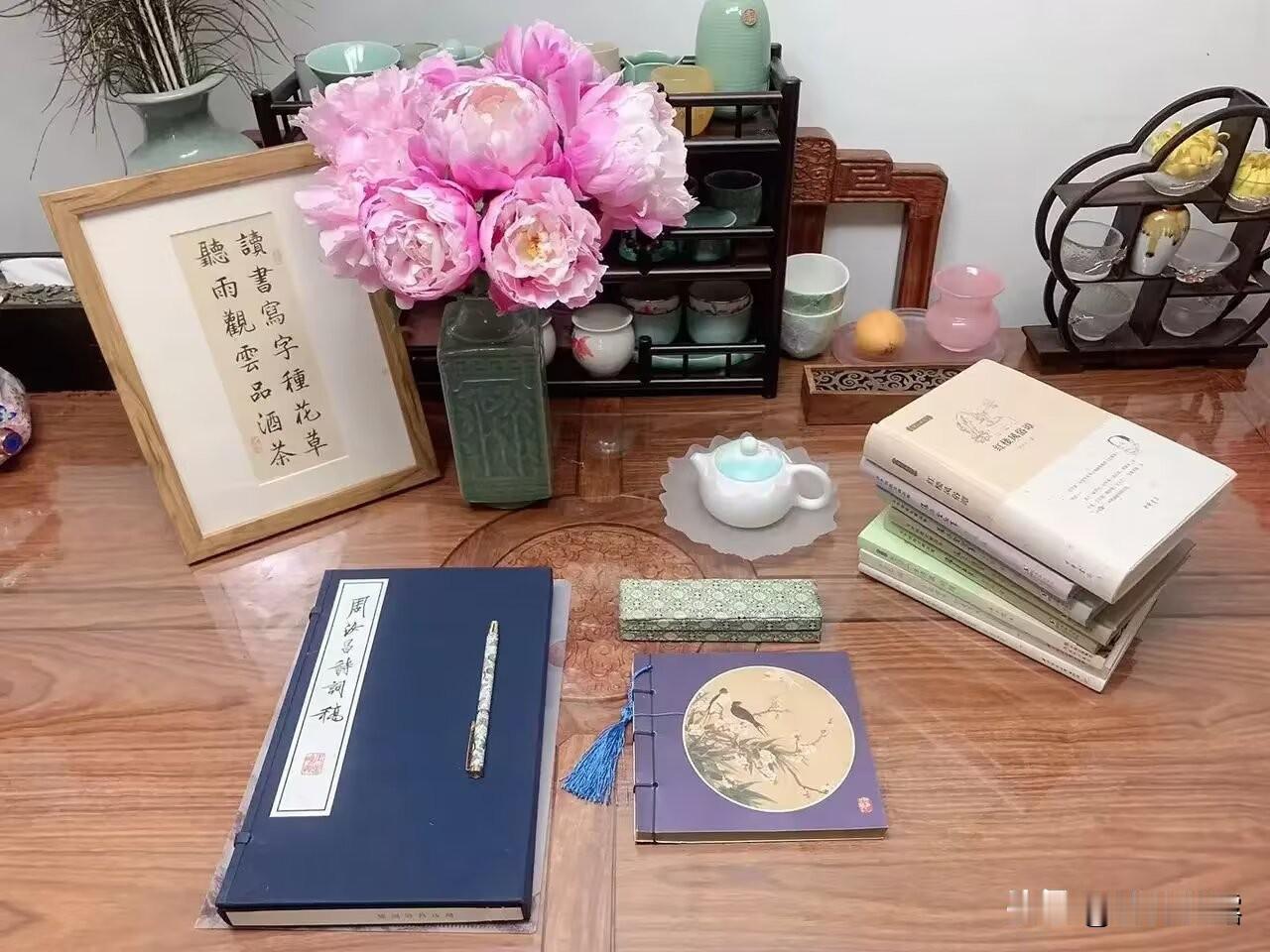 我认为文科，文科侧重于人文社会科学，如文学、历史、哲学、政治、经济等，注重对人类