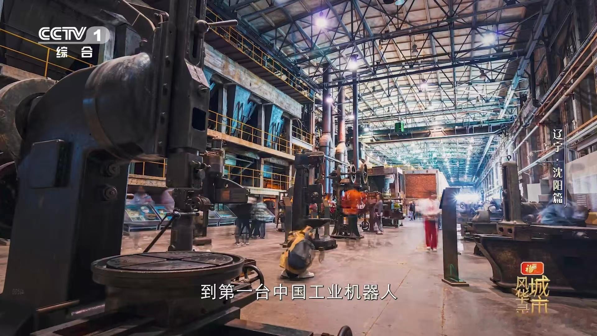外地朋友满脸疑惑鸡架好吃在哪，细细品味之后，当场被东北风味狠狠折服呀一直不理解鸡