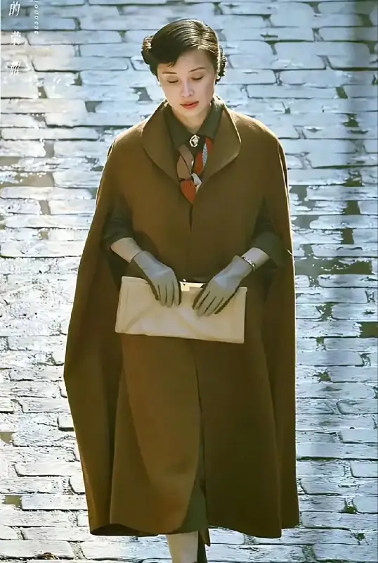 看《沉默的荣耀》，有些人在质疑朱枫烈士为什么穿着打扮那么时尚？你可知道，朱枫烈士