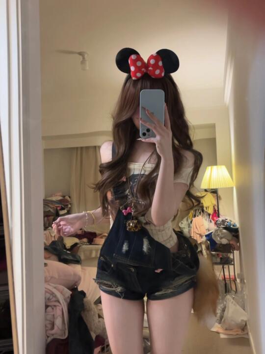 💕不喜欢浅色的老婆来看深色背带裤🧸
