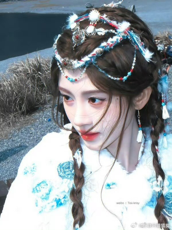 郭敬明有多懂鞠婧祎的美郭敬明精准拿捏鞠婧祎的精致与灵动，妆造百变，光影氛围感拉满