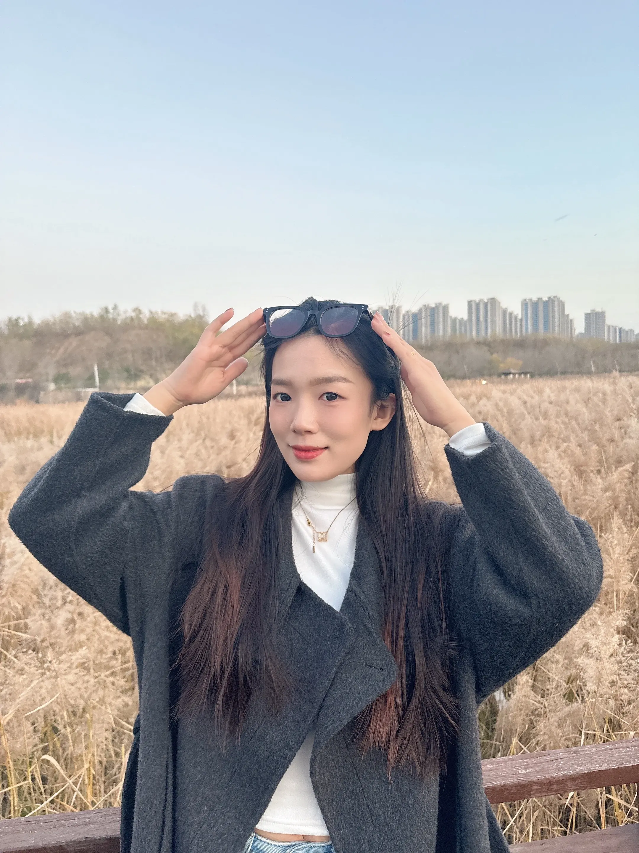 又不是很熟，叫我美女就行