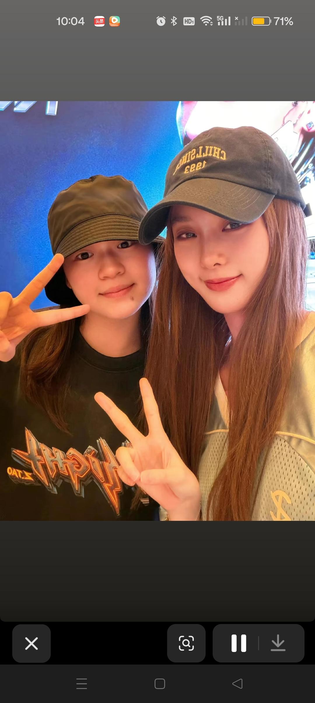 徐艺洋晒与全红婵合照！😍
俩个都好美！婵宝又多了一个嫂嫂疼爱她[呲牙]


