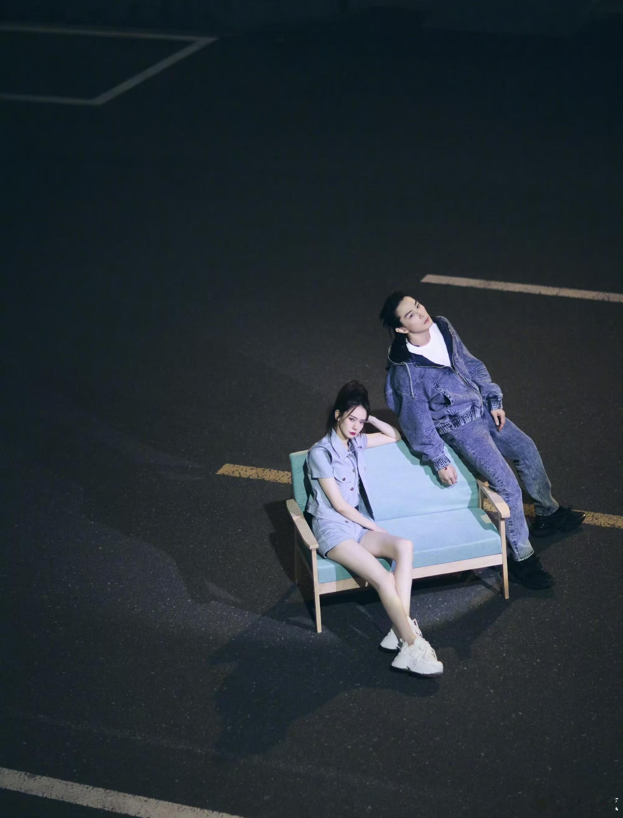 #戚薇给李承铉的生日礼物是四大名著# 让我看看是谁家夫妻过生日互相祝福福如东海寿