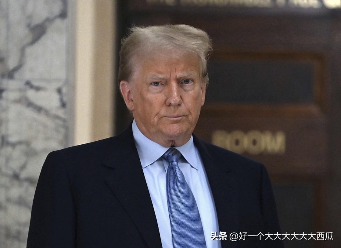 不知不觉美国政府停摆已经32天，
时长超过一个月的长度了，
可照目前的态势来看应