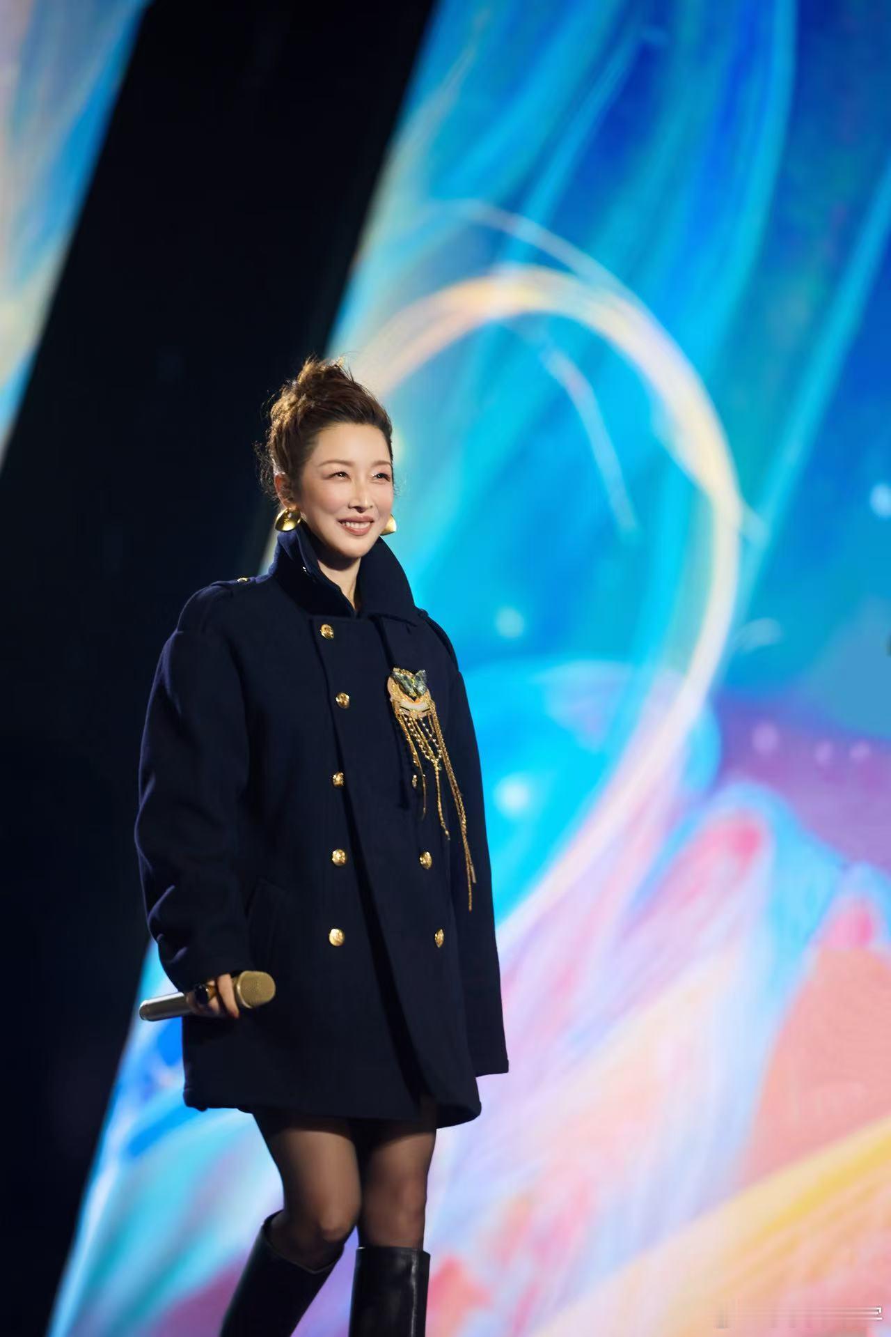 孙悦法拉利老了还是法拉利 小沈阳的演唱会让我们看到，孙悦的实力与气场依旧如初，成