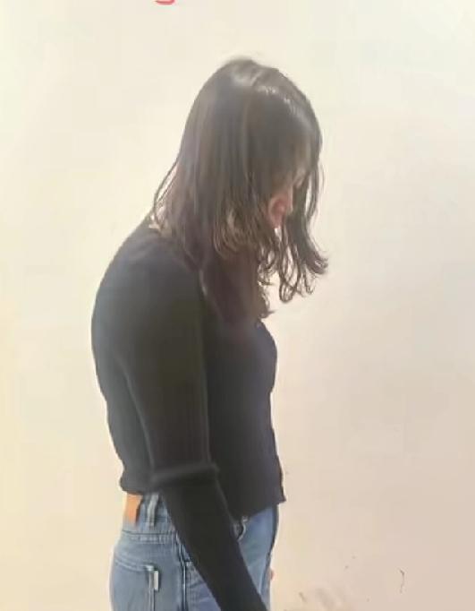 山东三孩两儿子非亲生，女主妈妈莎莎。
这女人太狠了！看面相就不是省油的灯，丈夫钟
