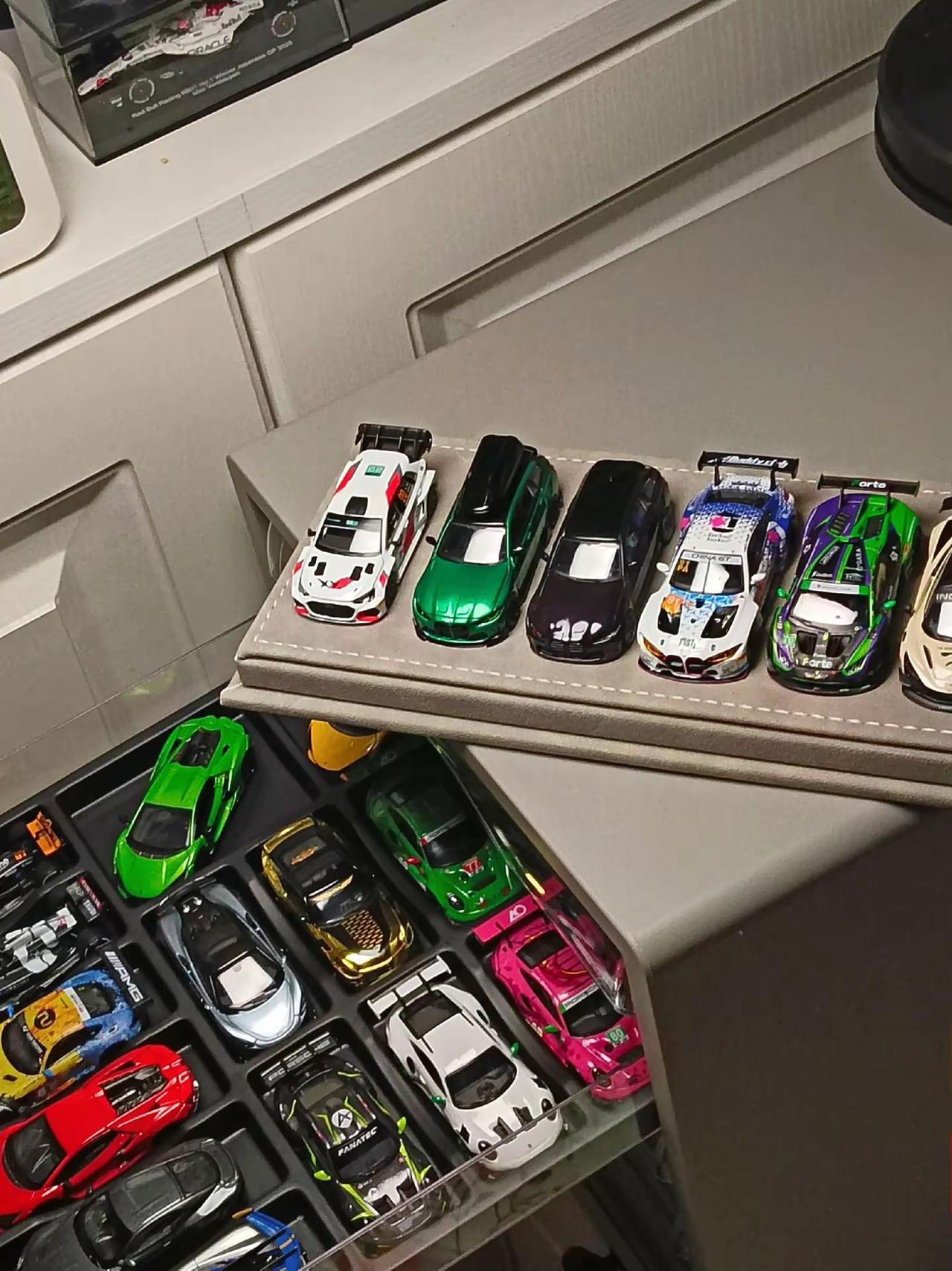 “小比例的快乐”小比例车模 汽车模型收藏 minigt