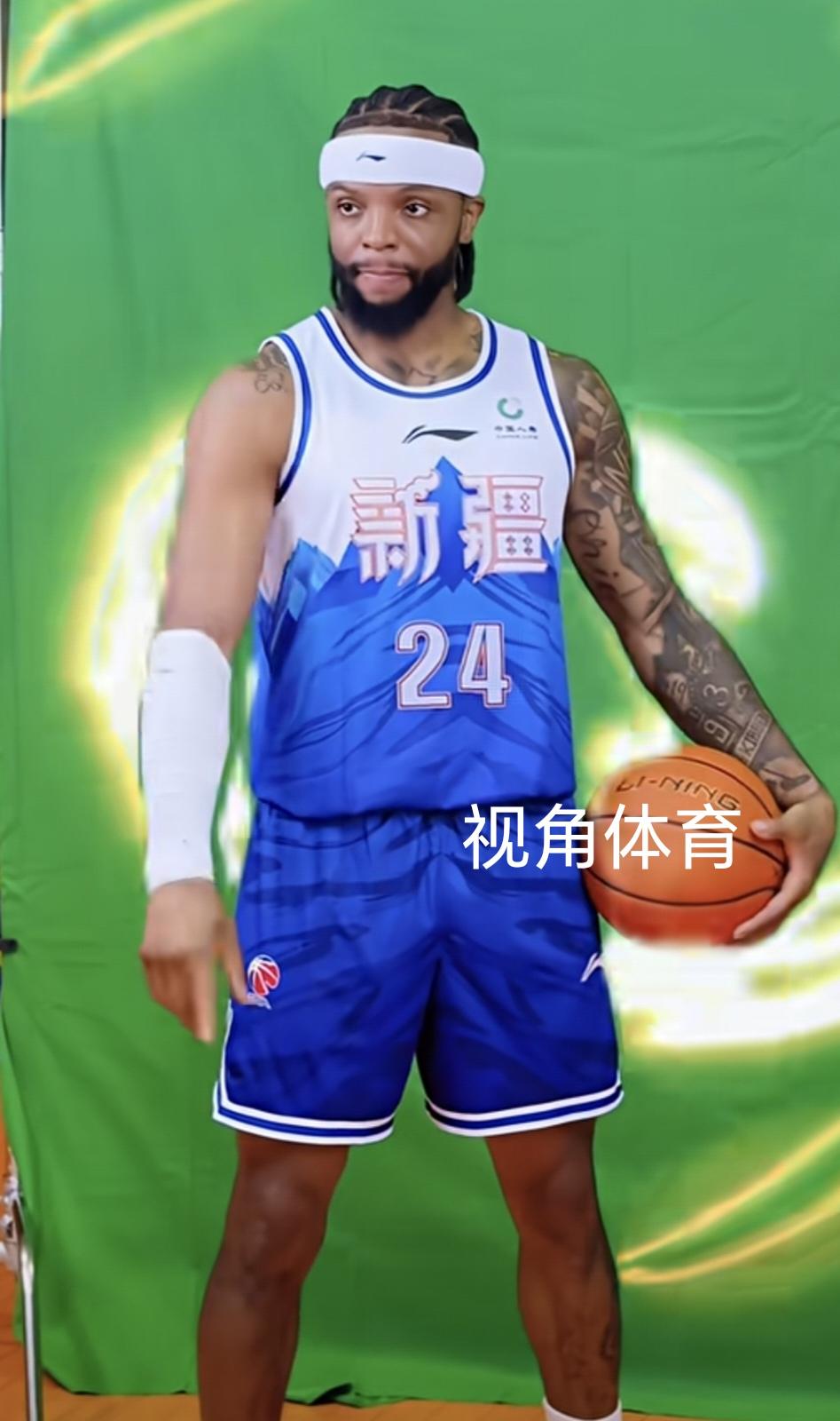 CBA季前赛火爆来袭，10月9日下午15时，新疆飞虎男篮将迎战吉林男篮。
作为C