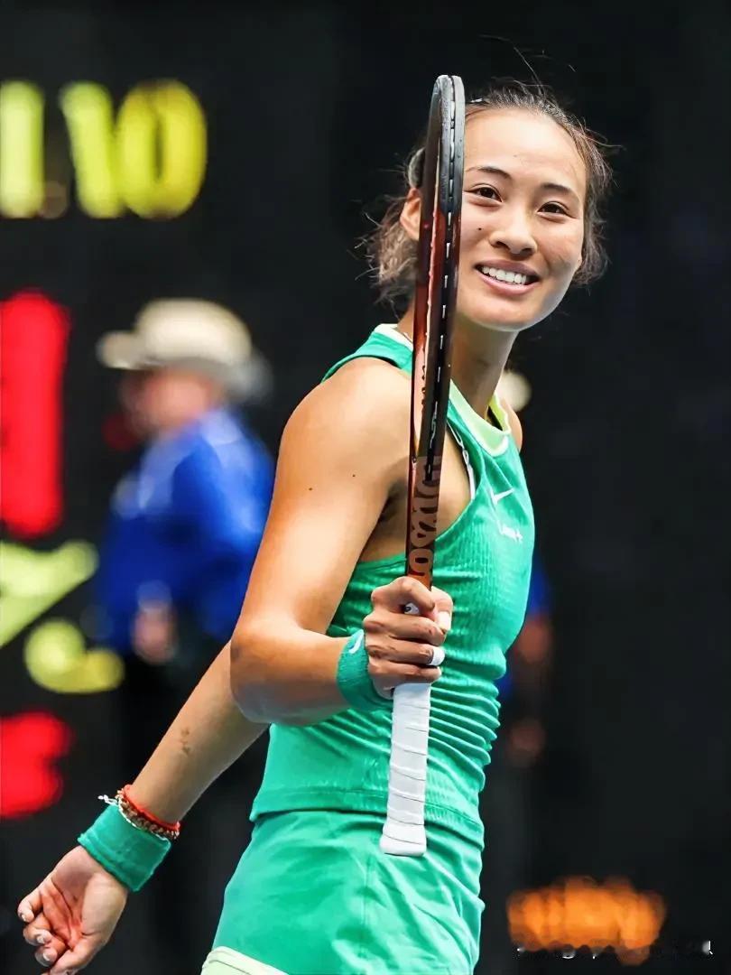 2024澳大利亚网球公开赛，1月22日，郑钦文将在罗德·拉沃尔球场向自己的第二个