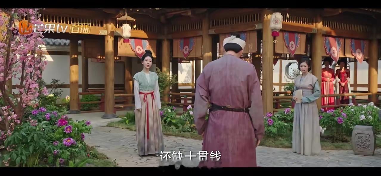 国色芳华：何惟芳刨花刨过了界，都刨到了宁王狩猎的禁地去了。 