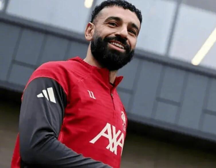 欧洲转会新闻汇总！
★一别两宽，各自欢喜！
萨拉赫今夏离队的可能性越来越大，这最