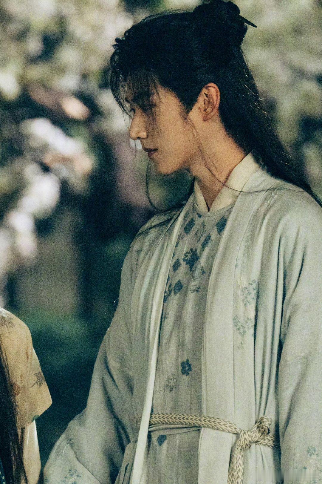 周柯宇5岁才开始学英文周柯宇从小在北京生活 周柯宇从小在北京生活，5岁才开始学英