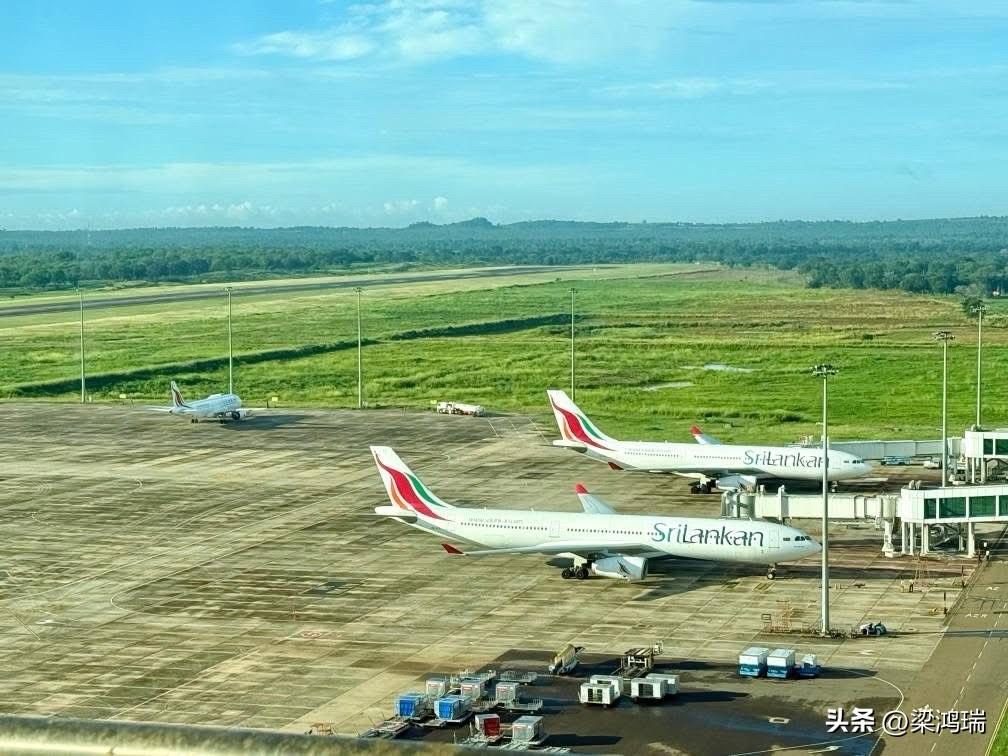 鉴于中东局势紧张，斯里兰卡政府正与阿联酋航空和卡塔尔航空商讨将马特拉·拉贾帕克萨