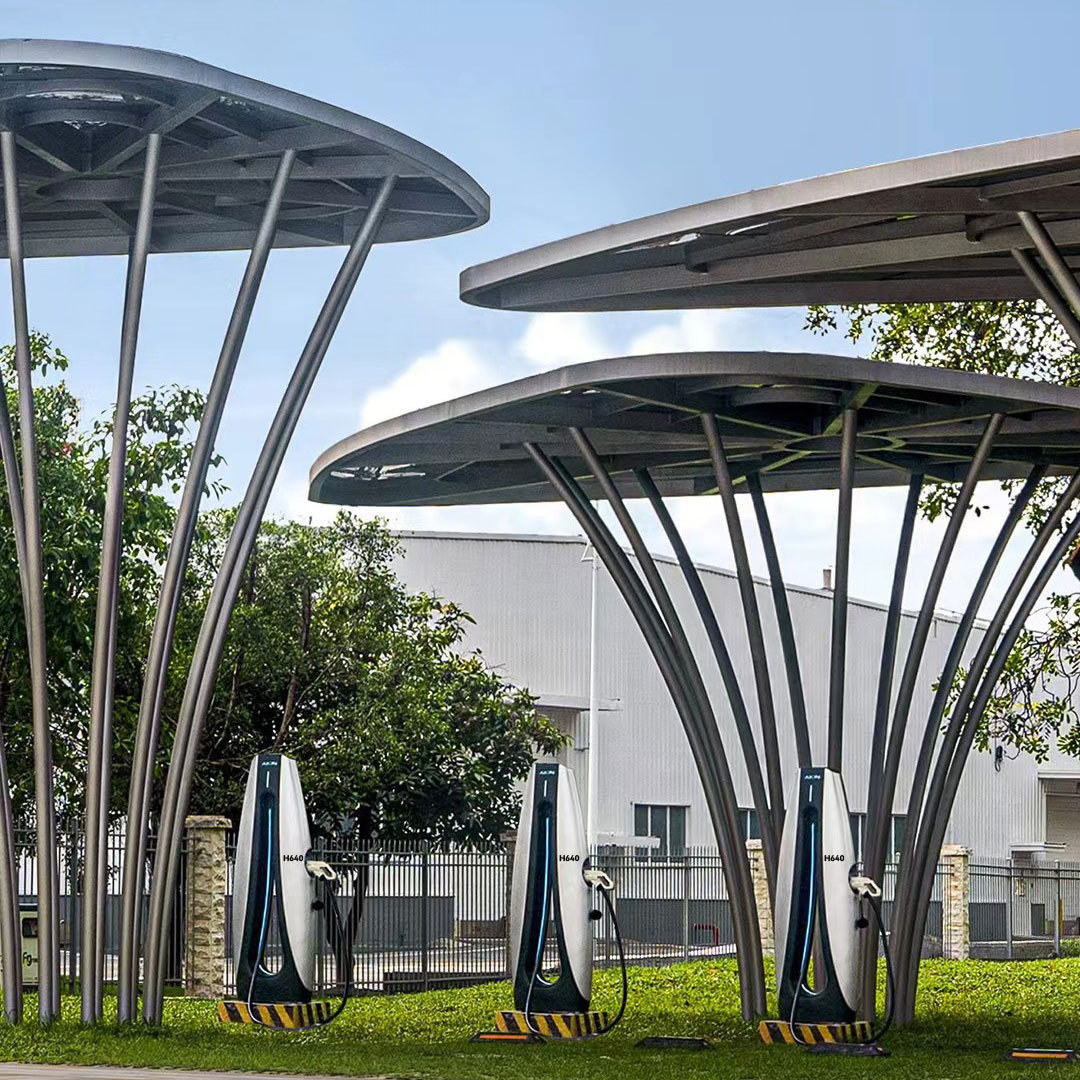 近日，广汽埃安在新能源汽车领域持续发力，致力于解决用户的续航焦虑和补能不便问题。