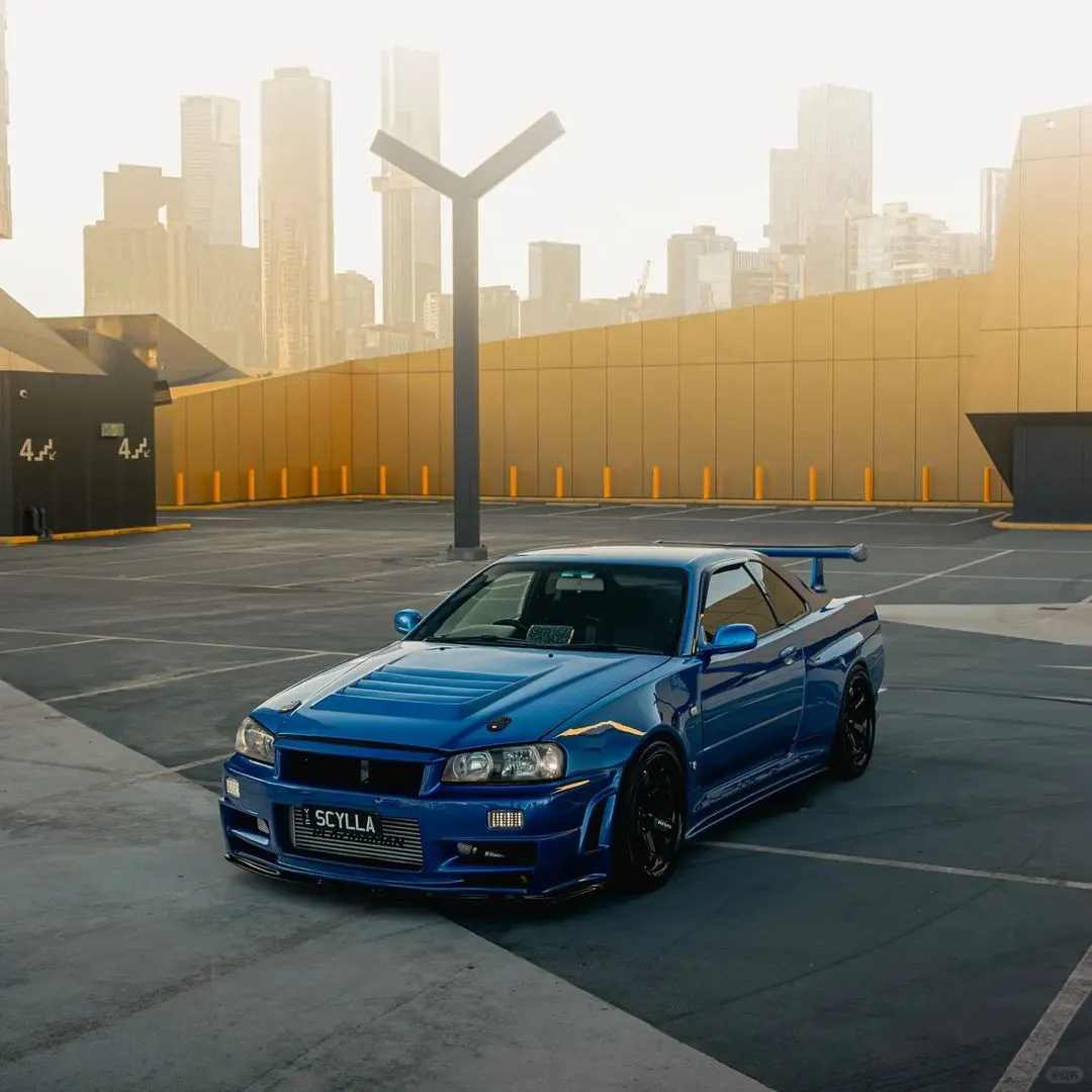 Nissan Skyline R34 GT-R