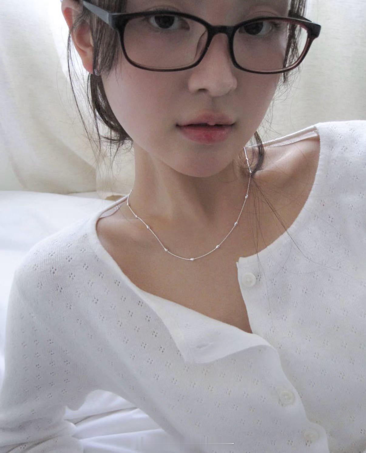 纯银银珠链 百搭一切衣服 又是一条可以戴很久很久的项链了