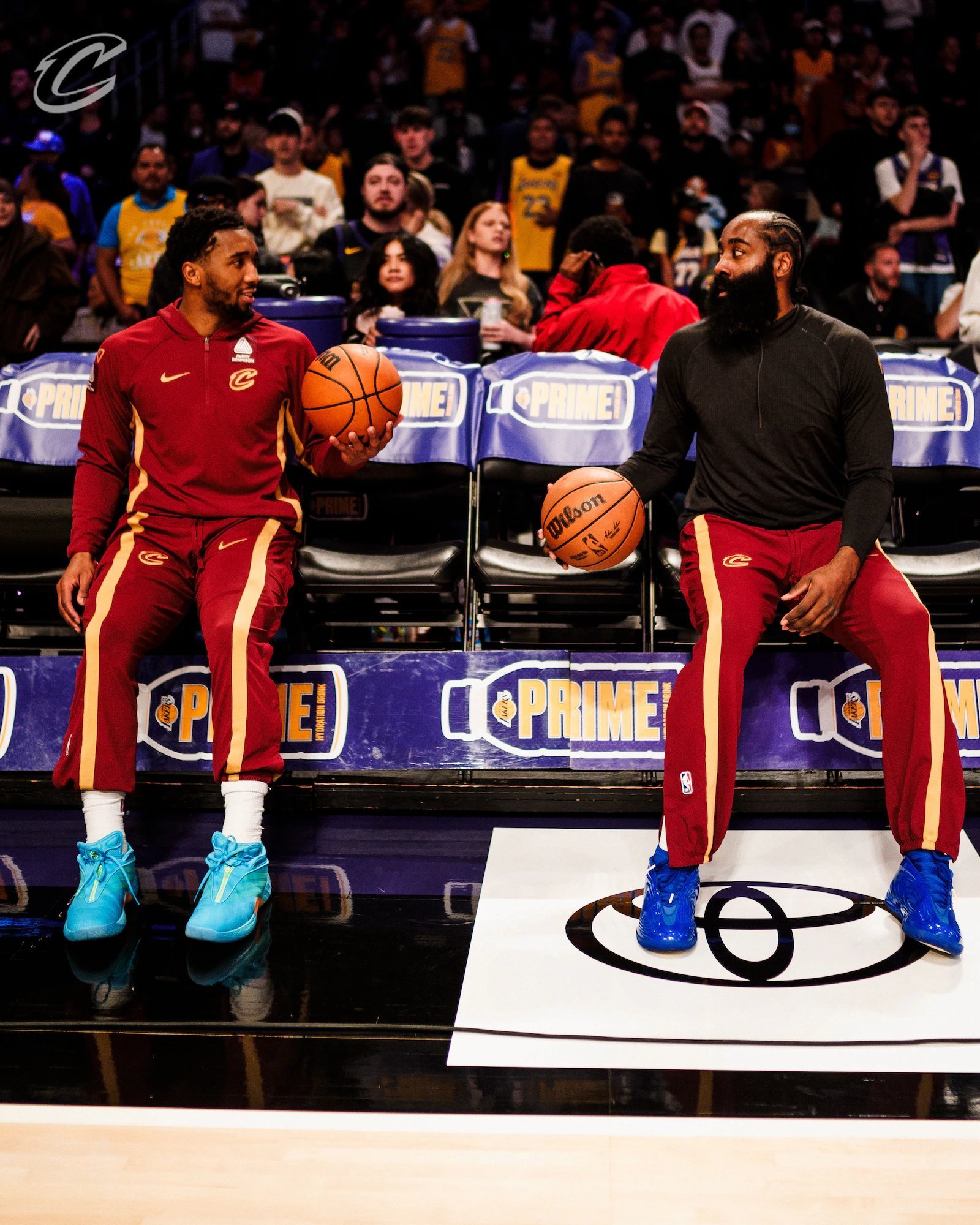 哈登：骑士绝对属于那种在确保球员在各个层面都被照顾到这件事上，做得非常出色的球队