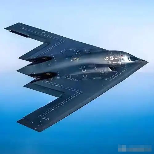 美国B-2轰炸机是中国克星？它能吓退几乎所有对手，但对中国它最多只有一次机会！