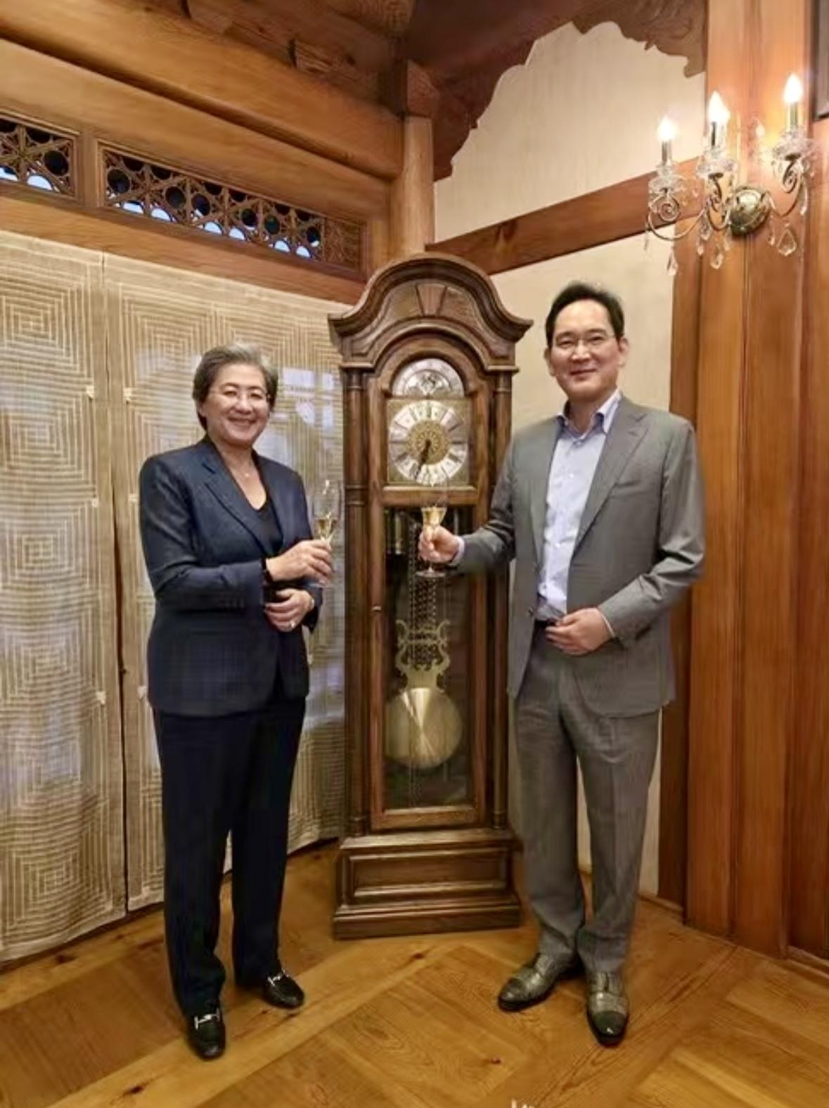 三星电子 2026 年 Q1初步业绩指引：
历史最佳季度

营收：133 万亿韩