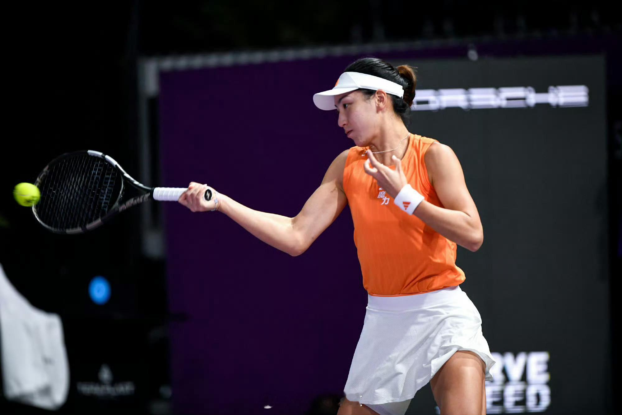 王欣瑜红土赛季开门红2026WTA250鲁昂站资格赛王欣瑜首盘吞蛋，决胜盘送蛋，