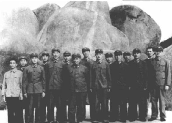 孙洪宪曾在许世友身边工作三年，回忆往昔时坦言：年少气盛，说话太直让他印象深刻！
