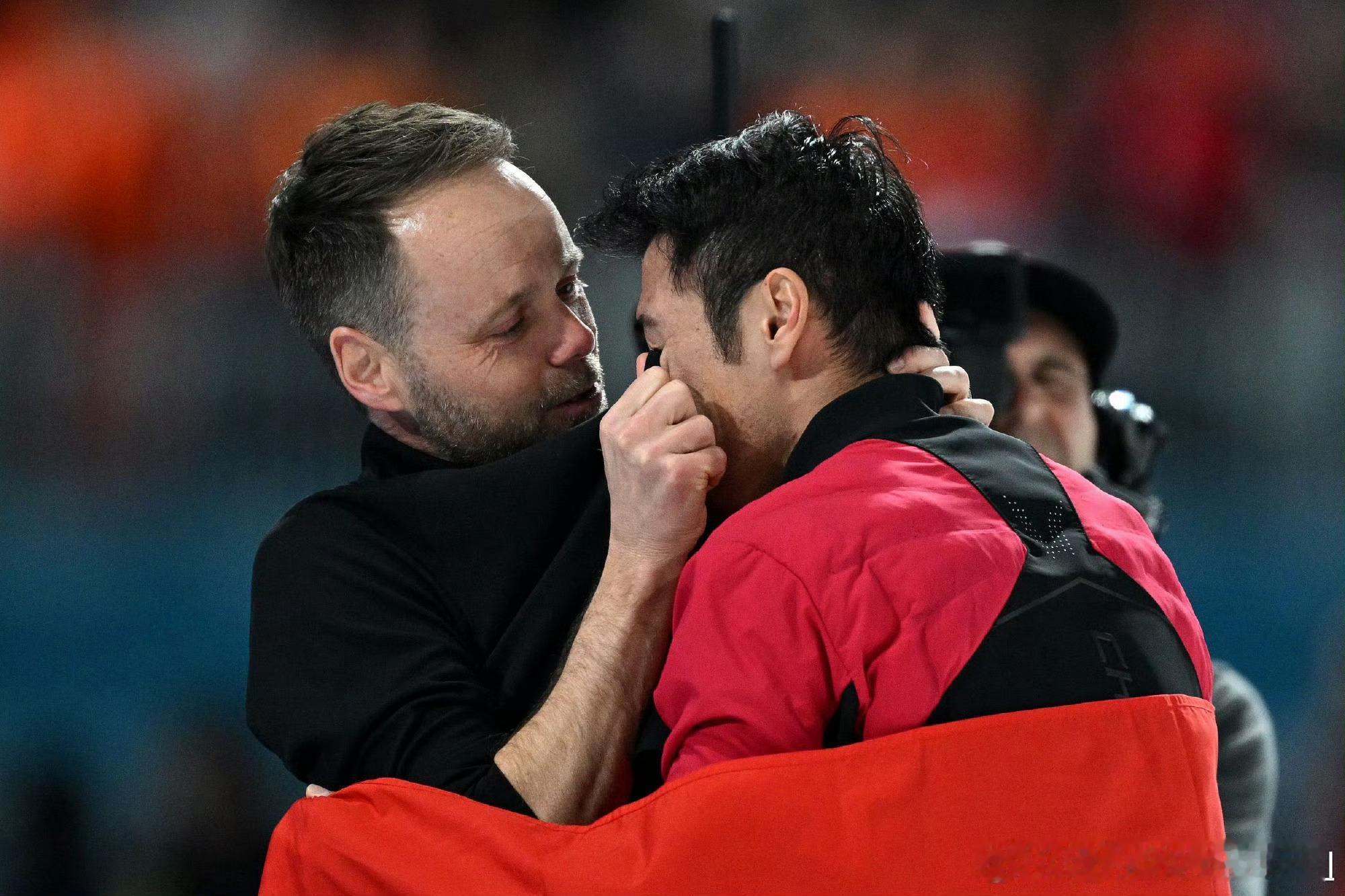 宁忠岩金牌恭喜宁忠岩创造纪录啦！！！恭喜拿下金牌！！！ 