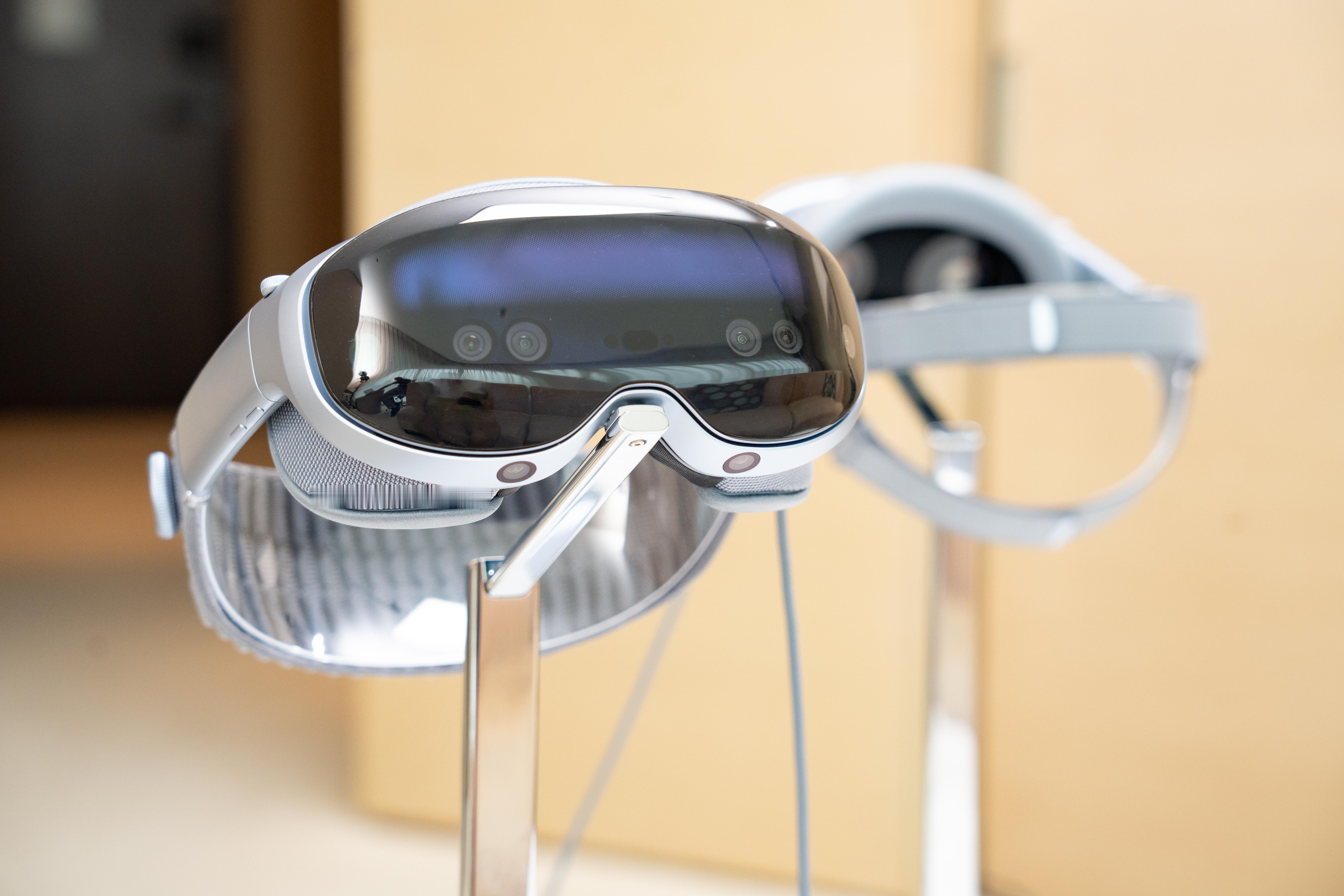 vivo Vision 探索版 确实让人上头。昨天体验完了之后，狠狠的心动了，v