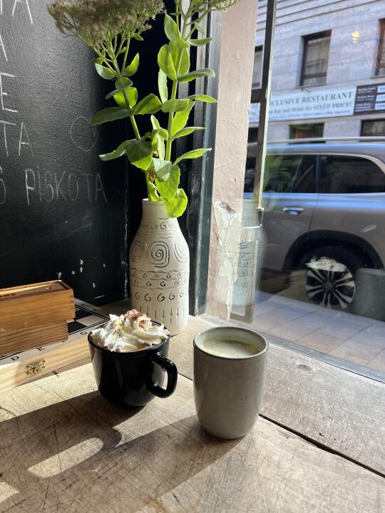 💛 布达佩斯小众打卡Goamama咖啡家居店