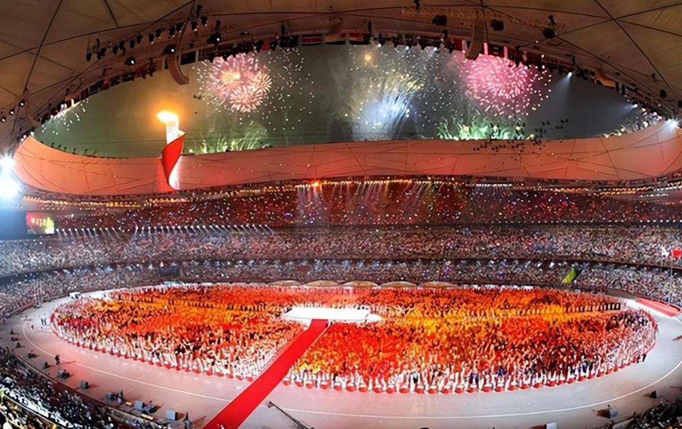 难怪中国会放弃 2036 年申奥！当年中国举办奥运时，国际奥委会委员们反复挑毛病