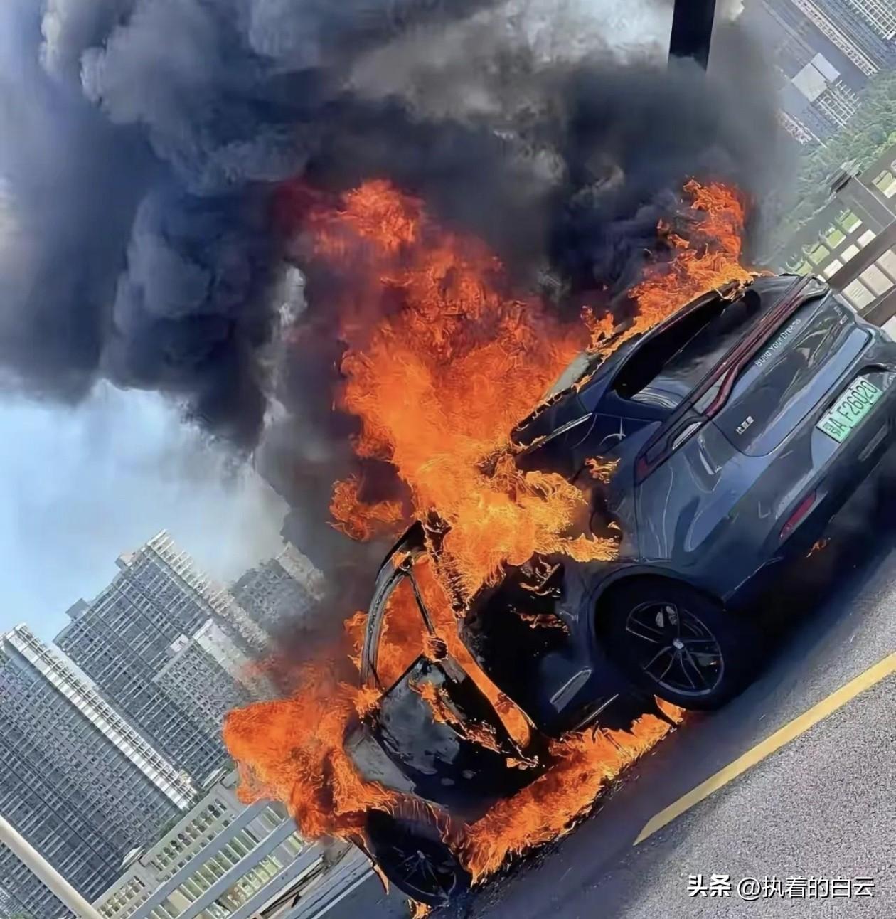 我一直有个疑问，电车在质保期内，没有发生碰撞的情况下自燃能走车损险吗？
是联系厂