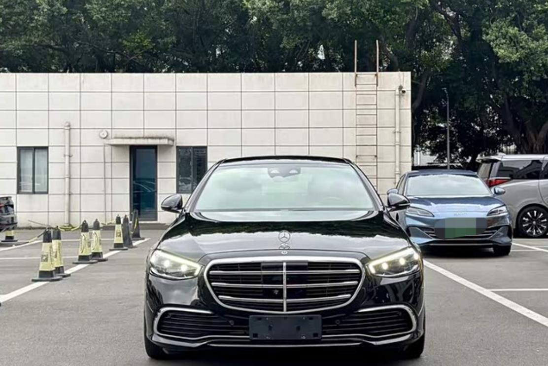 二手奔驰S400L选购指南：二代年款差异在哪里？41万这车真香！
奔驰S400L
