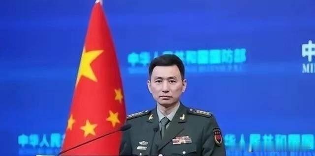 中国应该公开警告任何国家，谁胆敢攻击中国大陆本土目标，无论从哪里发起攻击，中国在