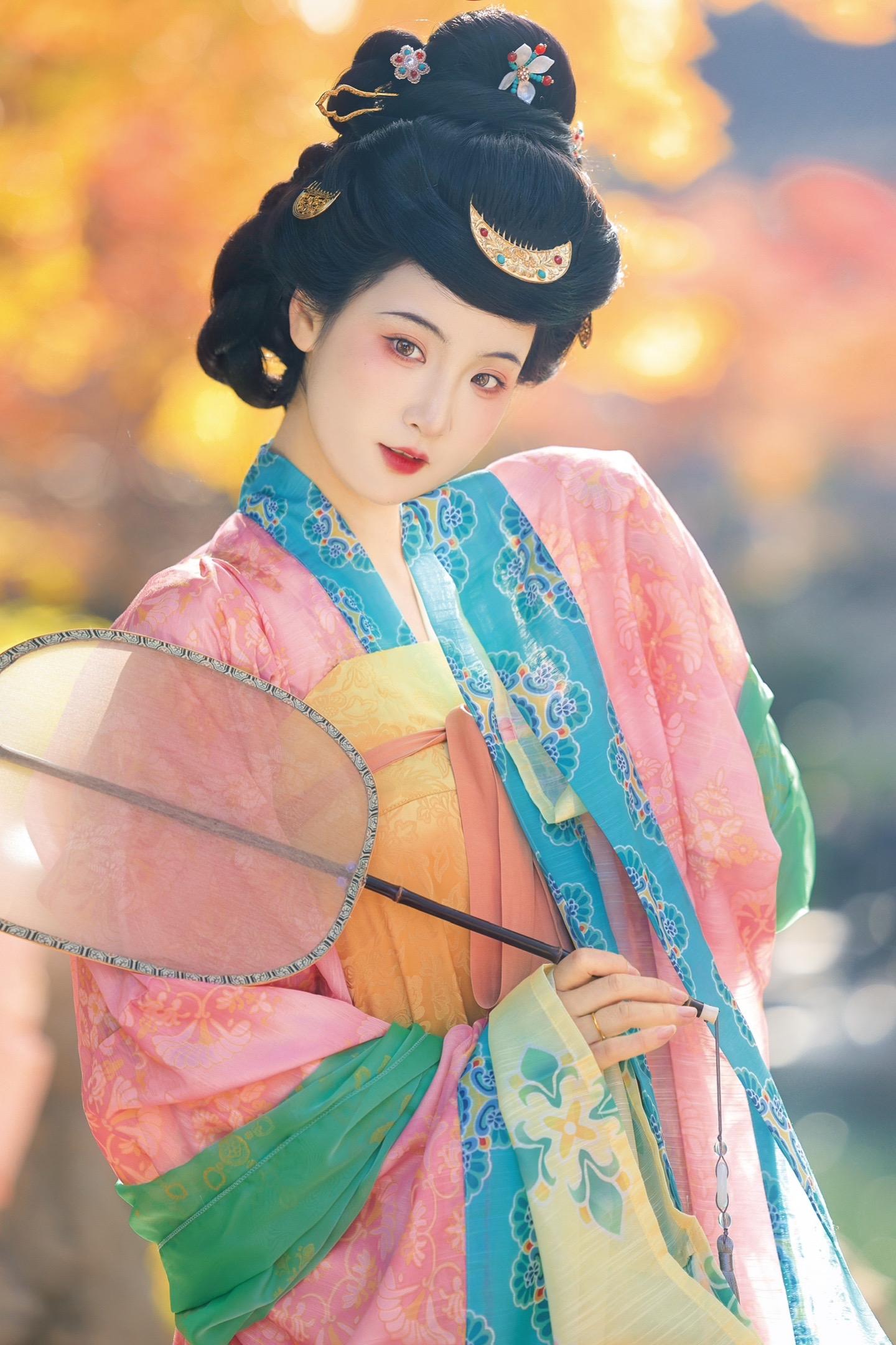 “芙蓉不及美人妆”摄/后：我