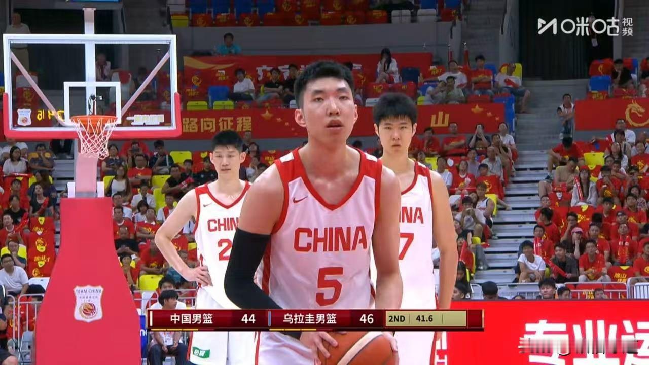 强烈建议老叔不能太迷信廖三宁，如果胡明轩伤病没有问题，把球权大胆交给他，毕竟胡队