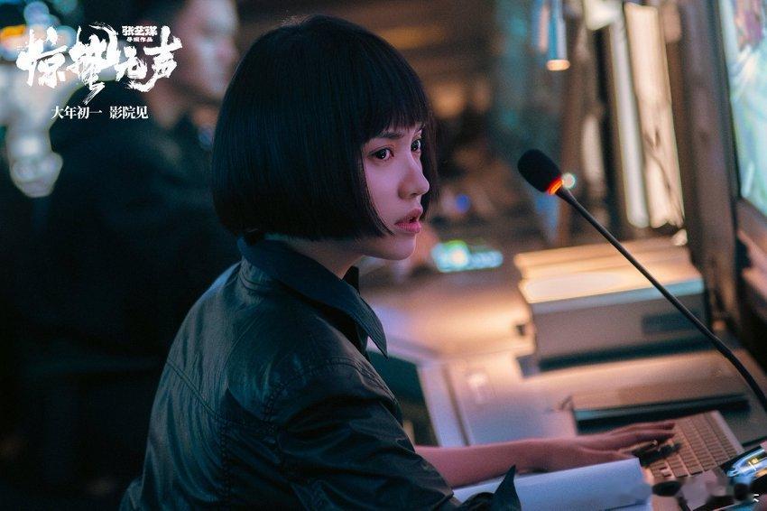 起猛了遇到朱一龙教我反间了朱一龙教反间我全程盯脸，《惊蛰无声》黄凯也太带感，从战