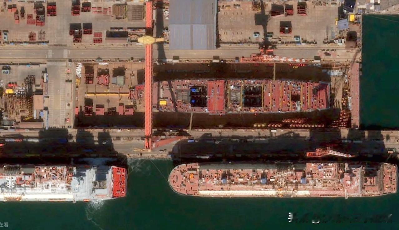 船头怎么老是不就位，这都过去十来天了，小编和别人打赌，说这款有史以来最大的航母今